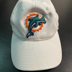 Reebok White and Orange Cap